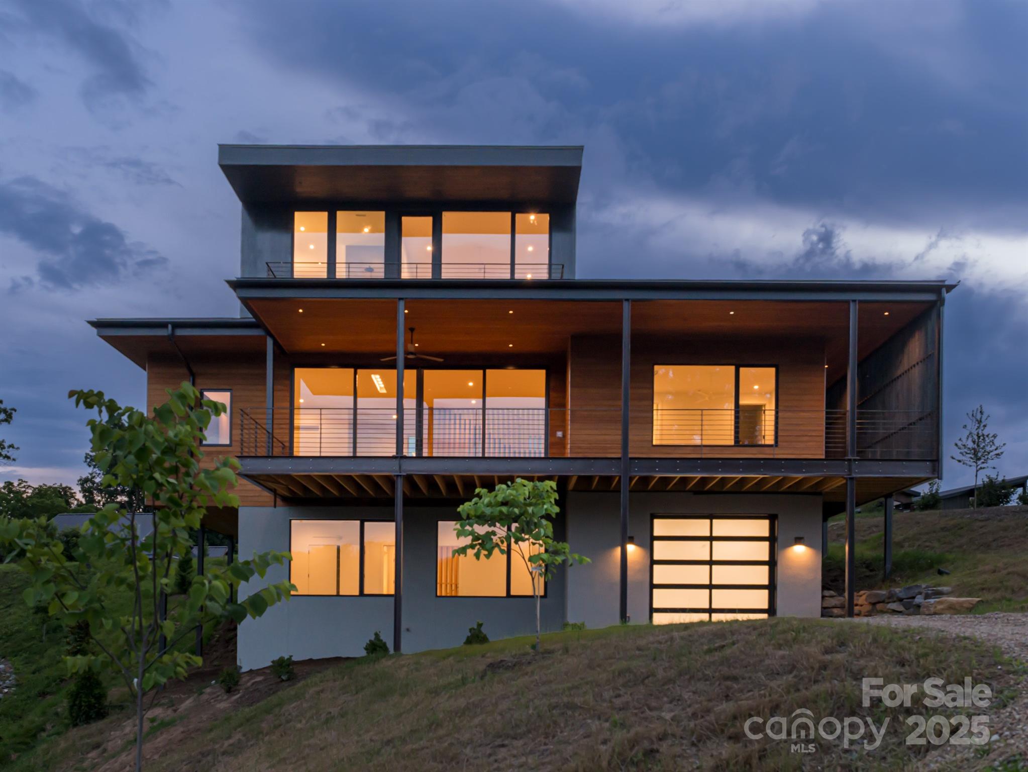 502 Wilma Dykeman Trail Asheville NC 28804