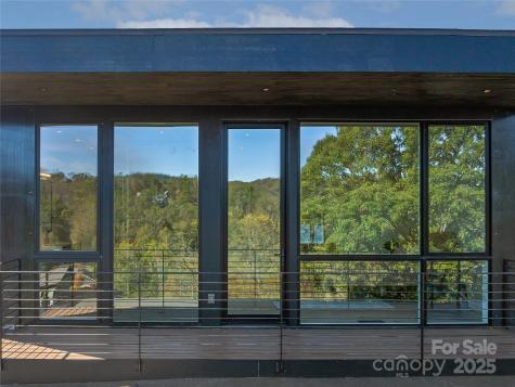 502 Wilma Dykeman Trail Asheville NC 28804