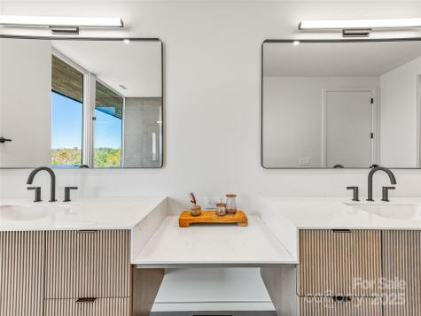 502 Wilma Dykeman Trail Asheville NC 28804