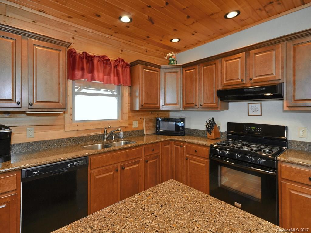 30 Proud Merry Trail Waynesville NC 28785