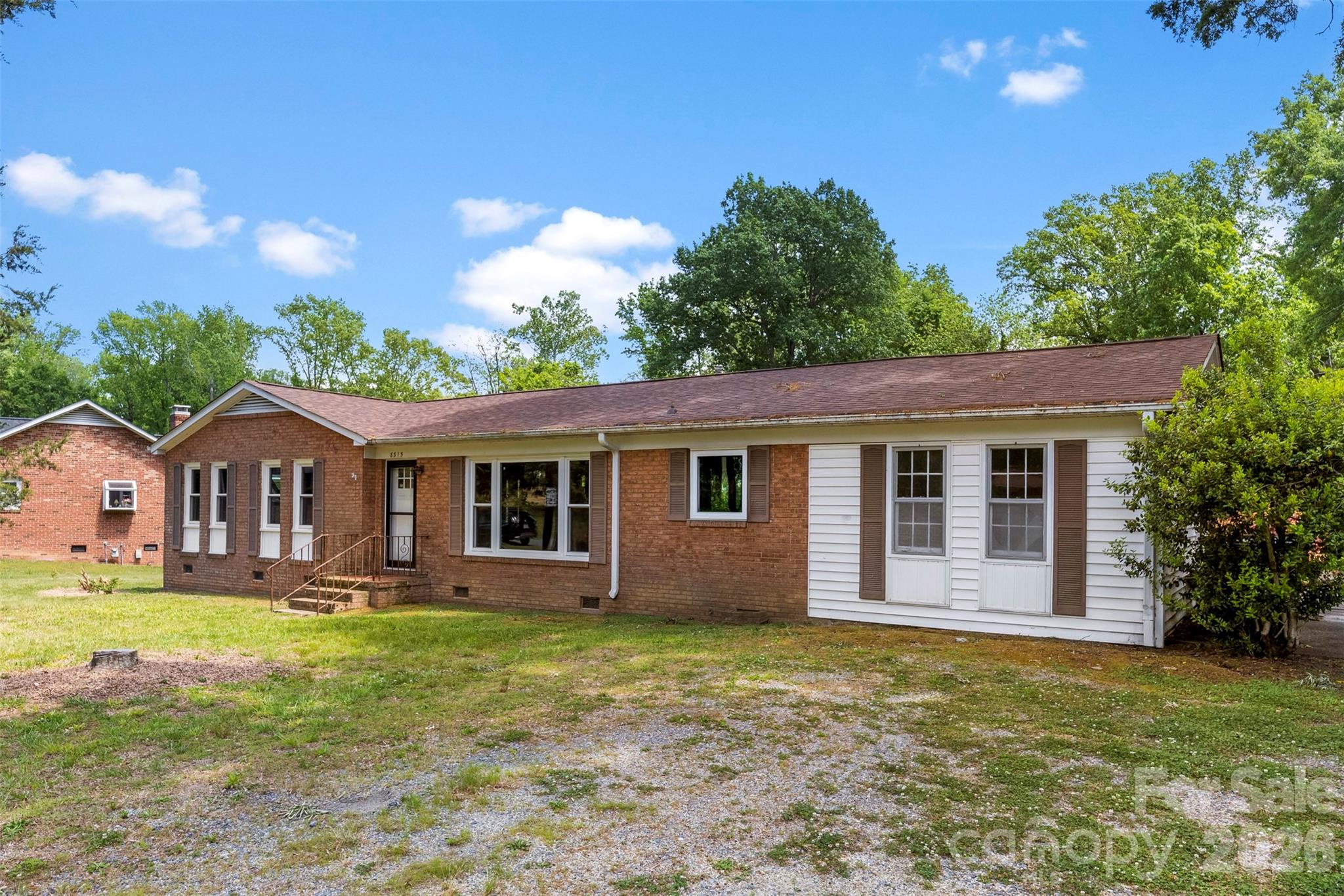 8315 Westbourne Drive Charlotte NC 28216
