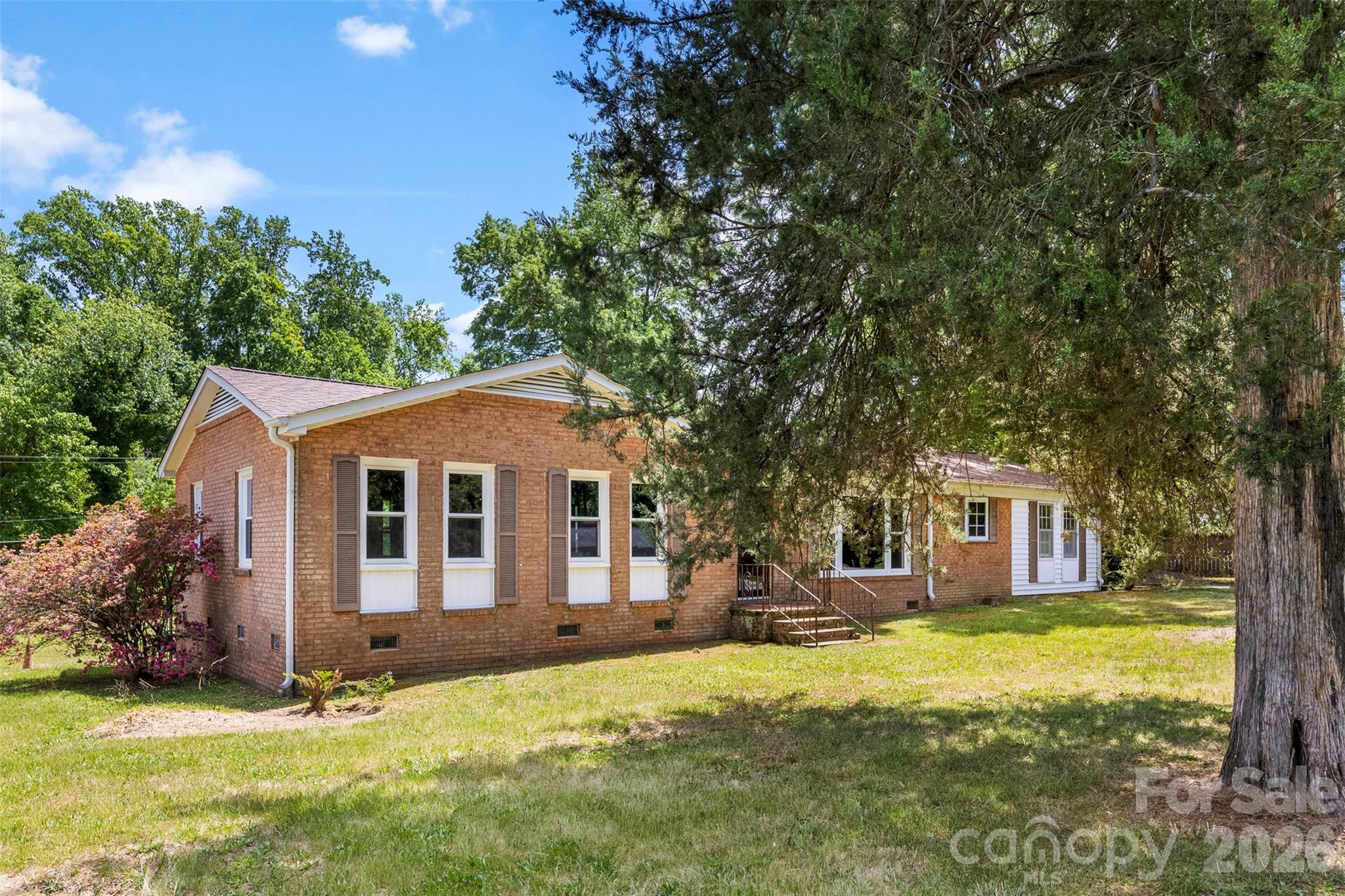 8315 Westbourne Drive Charlotte NC 28216