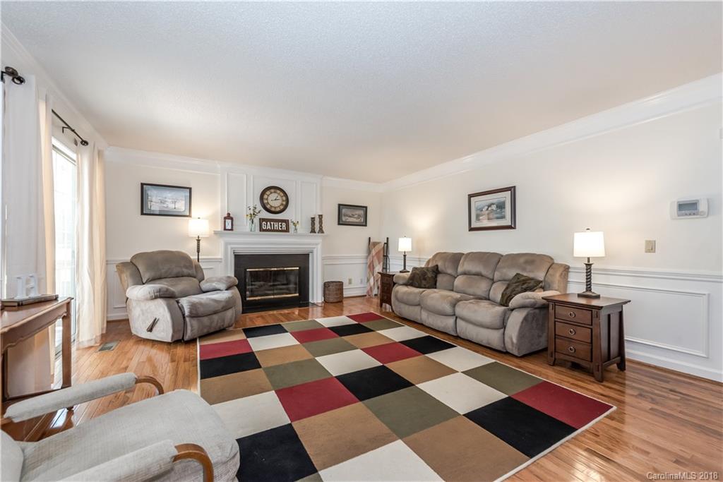 7114 Kinsmore Lane Charlotte NC 28269