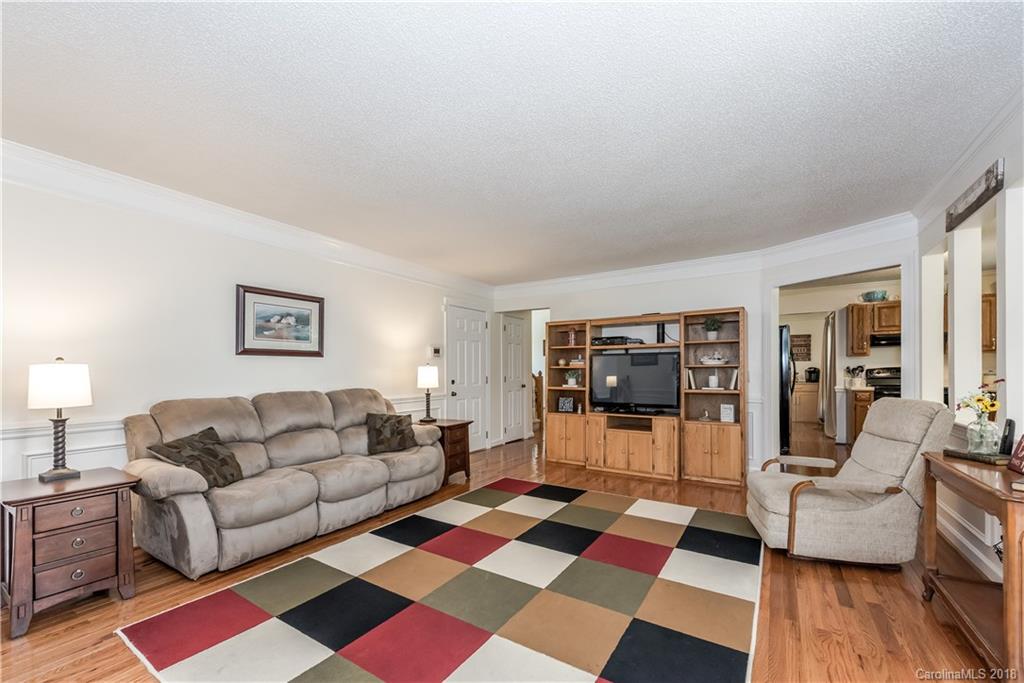 7114 Kinsmore Lane Charlotte NC 28269