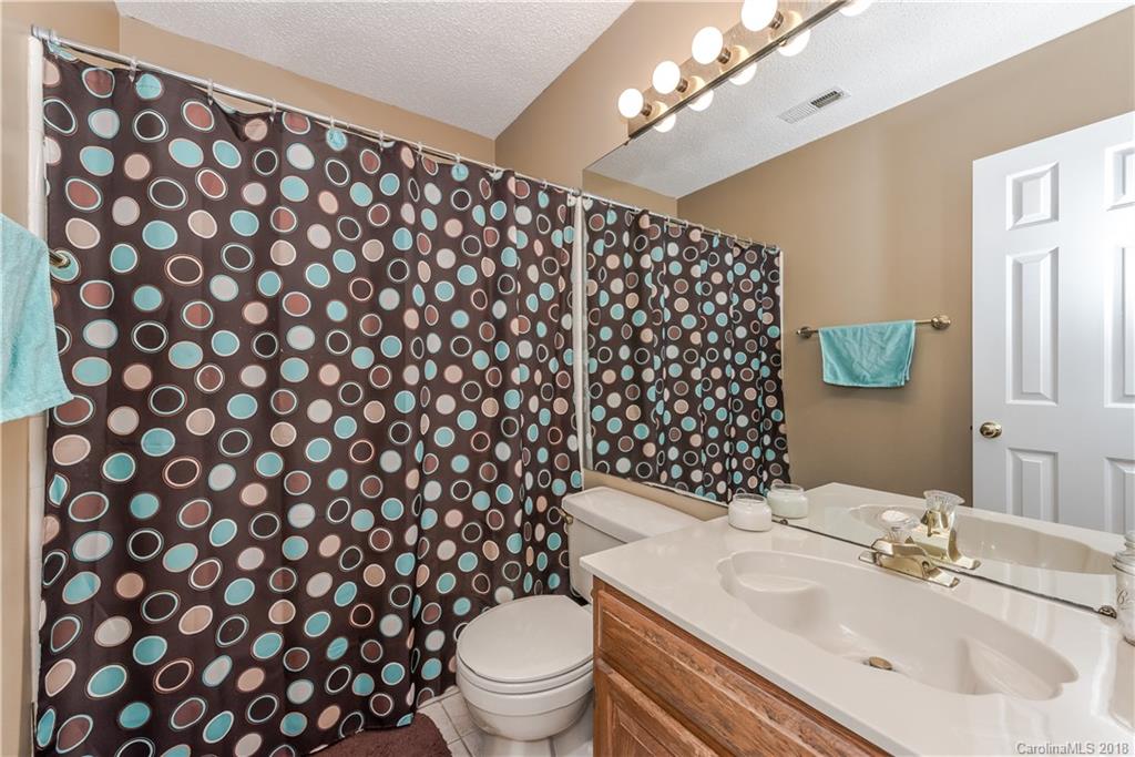 7114 Kinsmore Lane Charlotte NC 28269