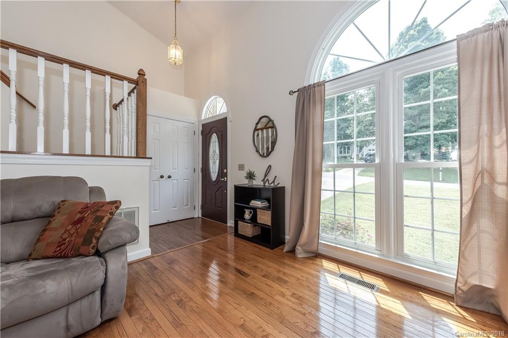7114 Kinsmore Lane Charlotte NC 28269