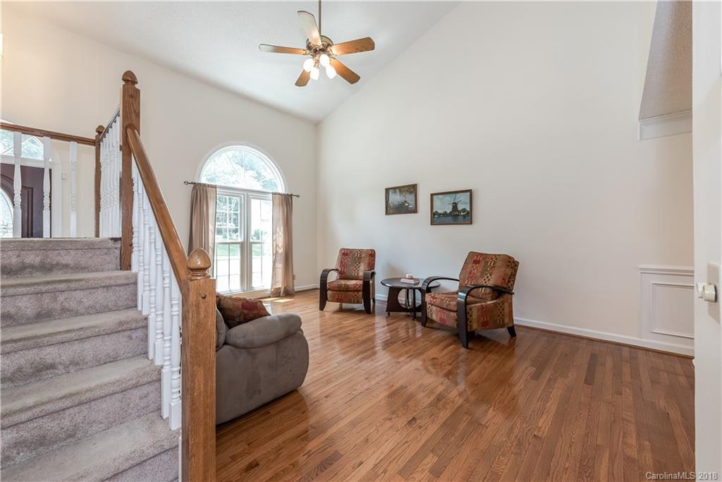 7114 Kinsmore Lane Charlotte NC 28269