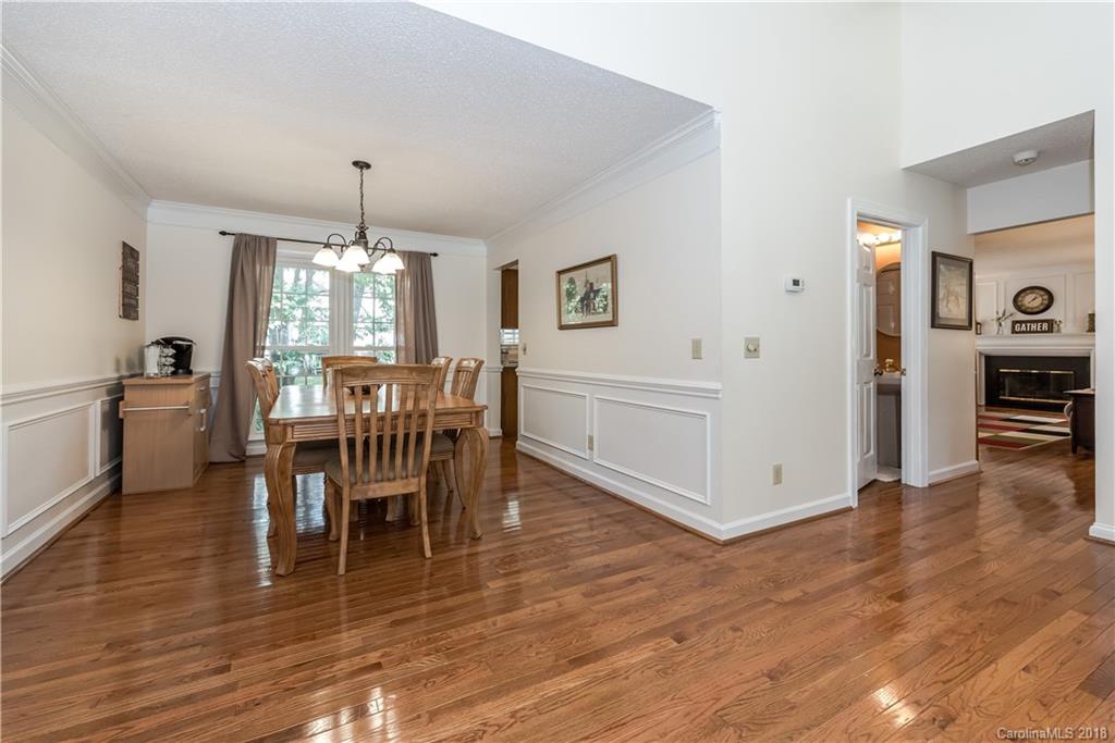 7114 Kinsmore Lane Charlotte NC 28269