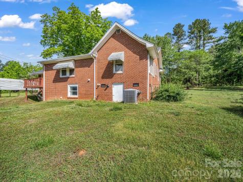 271 Old Ballpark Road Forest City NC 28043