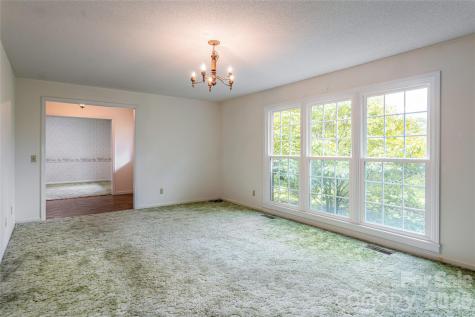 15 Lackey Lane Asheville NC 28804