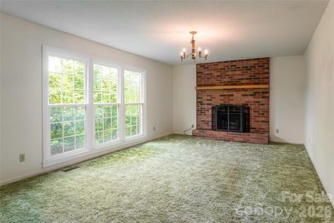 15 Lackey Lane Asheville NC 28804