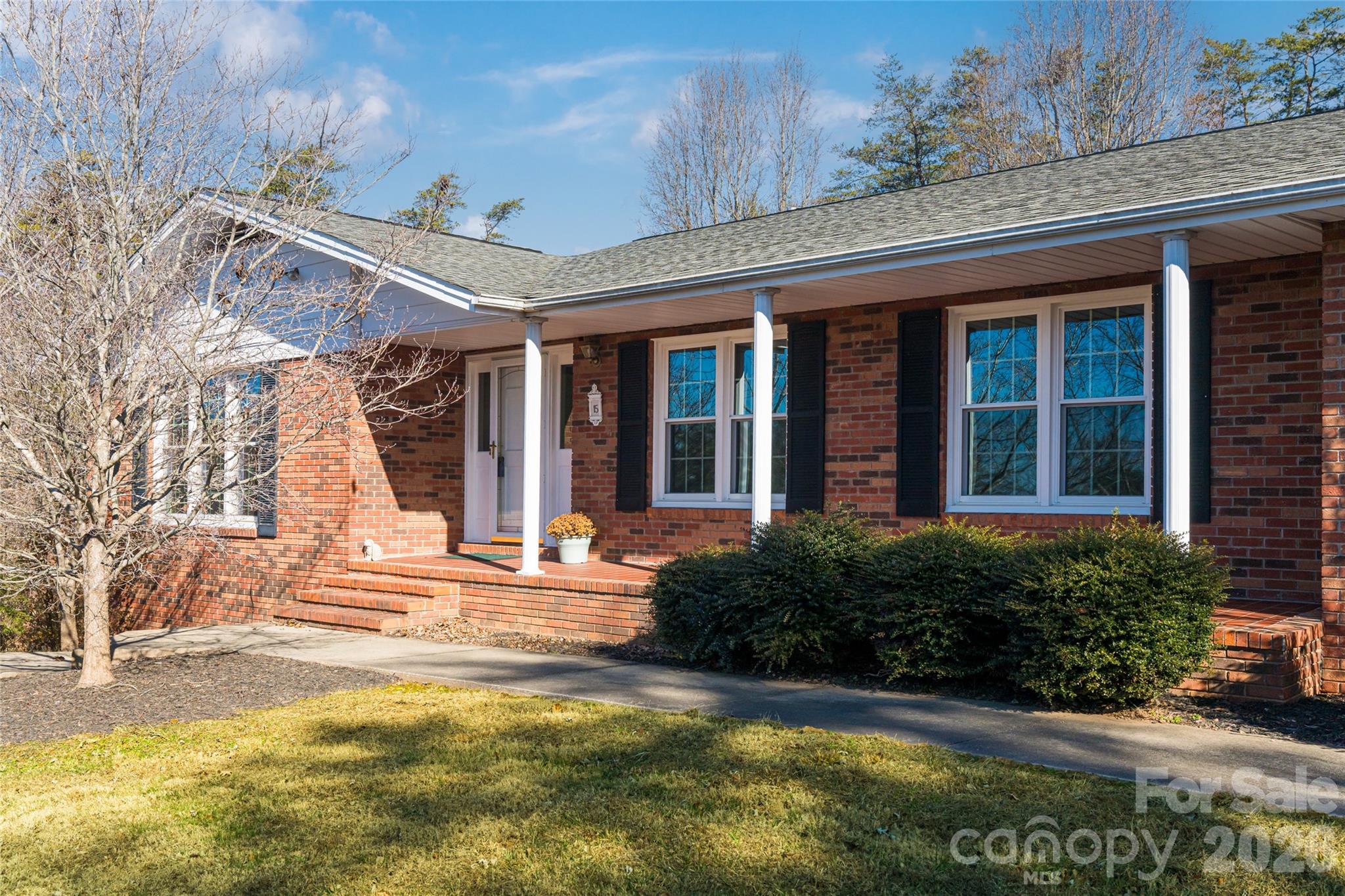 15 Lackey Lane Asheville NC 28804