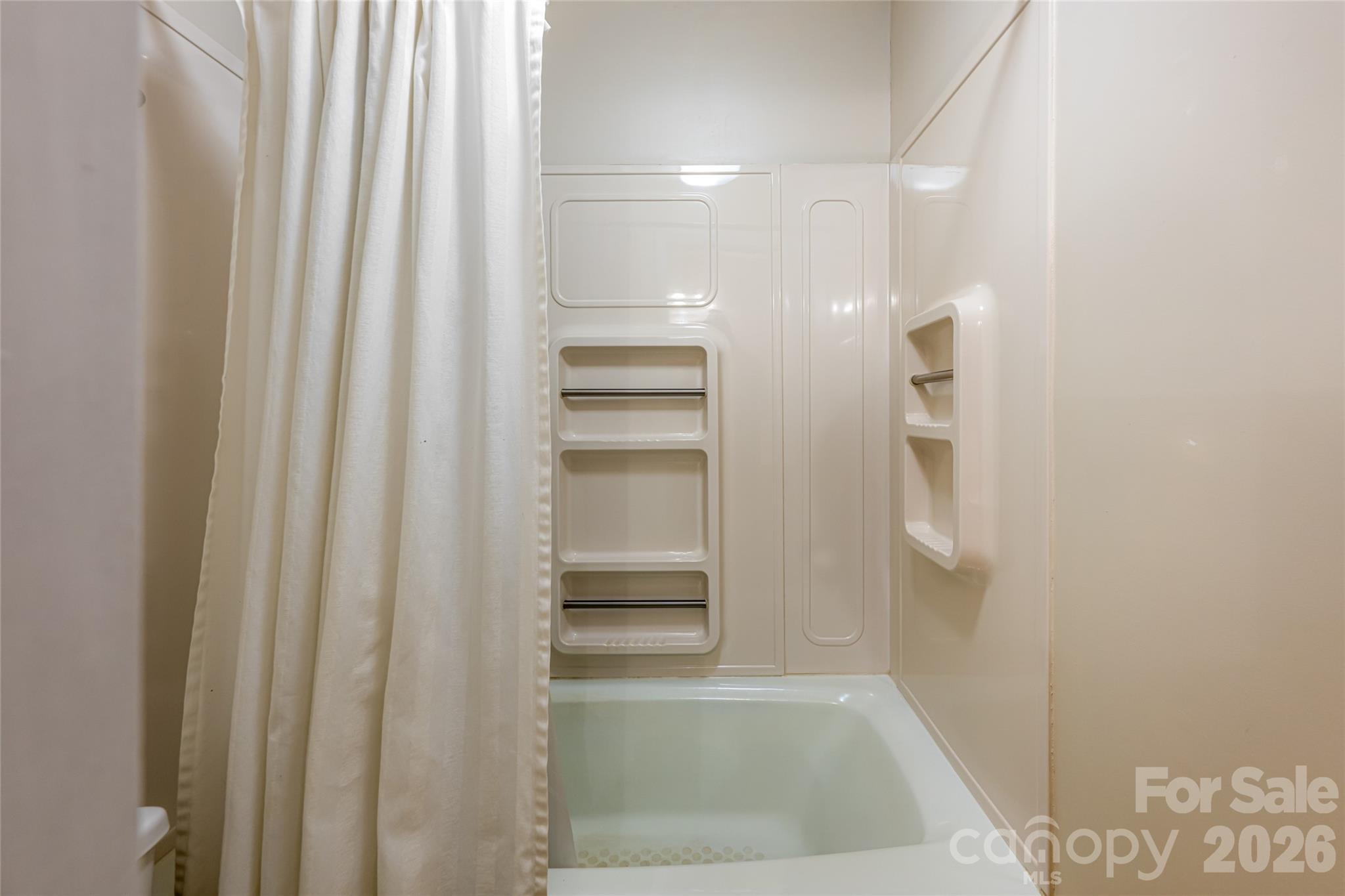 15 Lackey Lane Asheville NC 28804