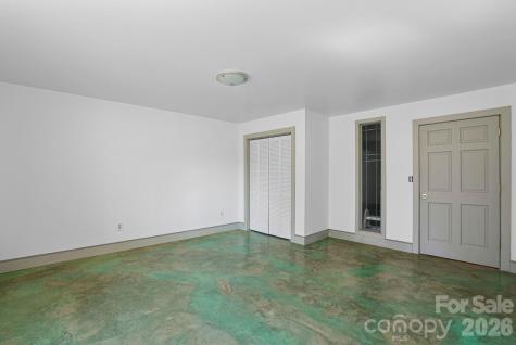 310 Burr Ridge Marshall NC 28753