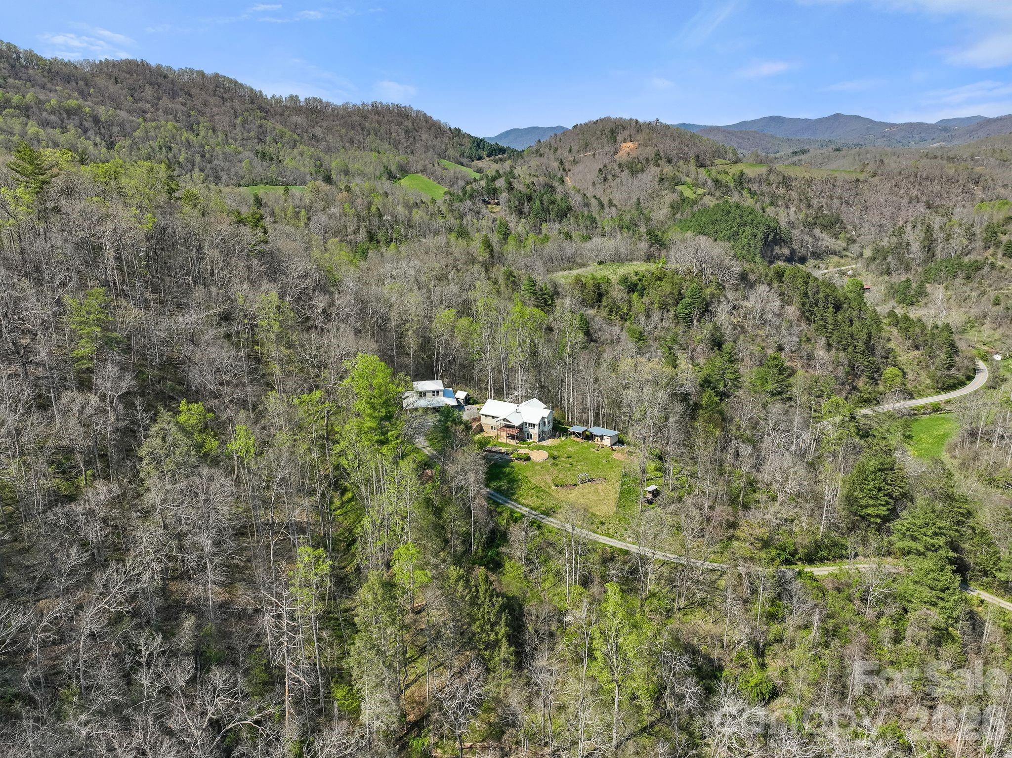 310 Burr Ridge Marshall NC 28753