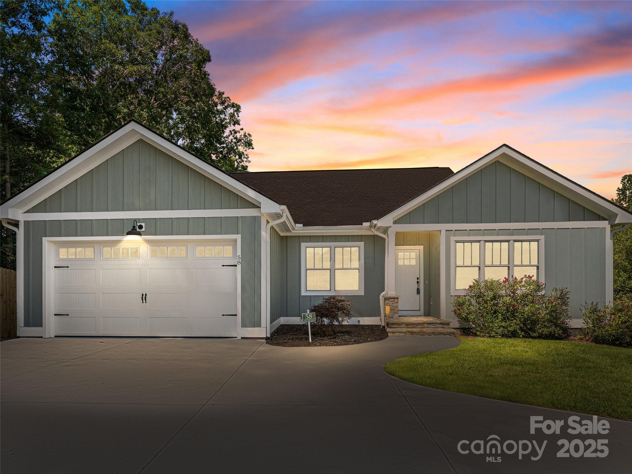 58 Olde Oak Lane Hendersonville NC 28792