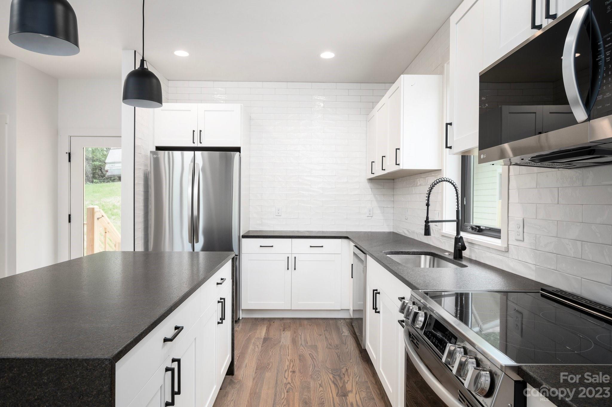 104 Deaver Street Asheville NC 28806