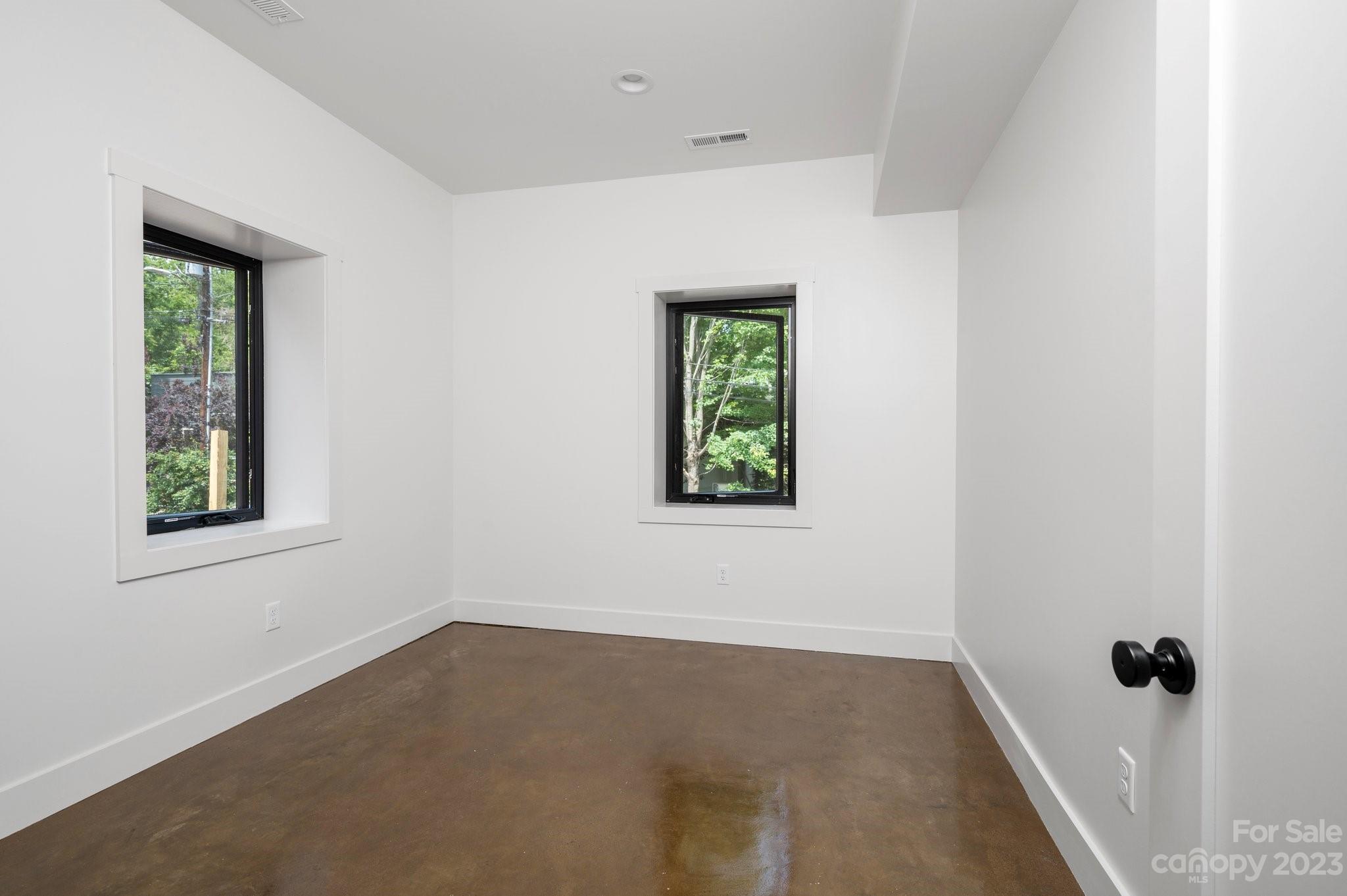 104 Deaver Street Asheville NC 28806