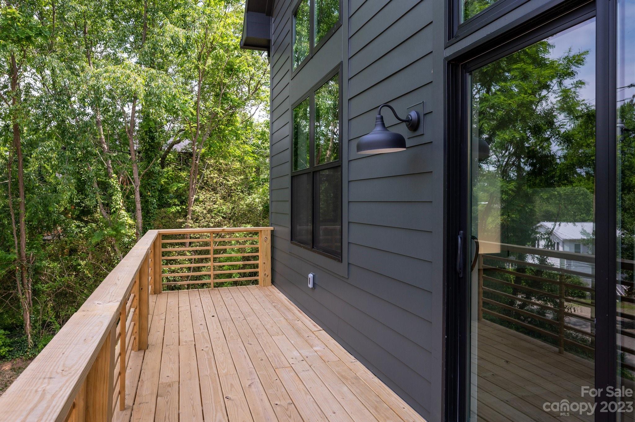 104 Deaver Street Asheville NC 28806