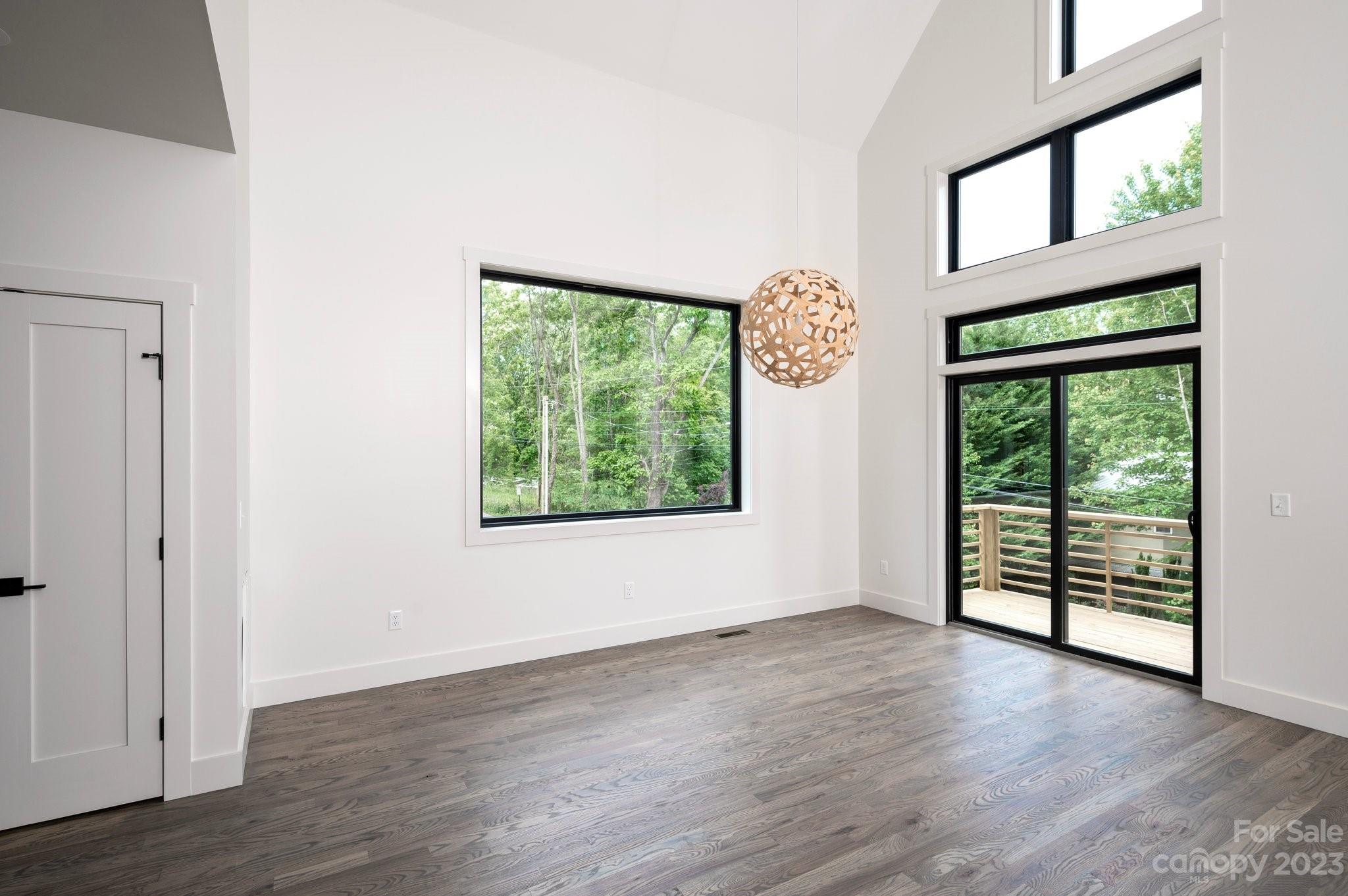 104 Deaver Street Asheville NC 28806
