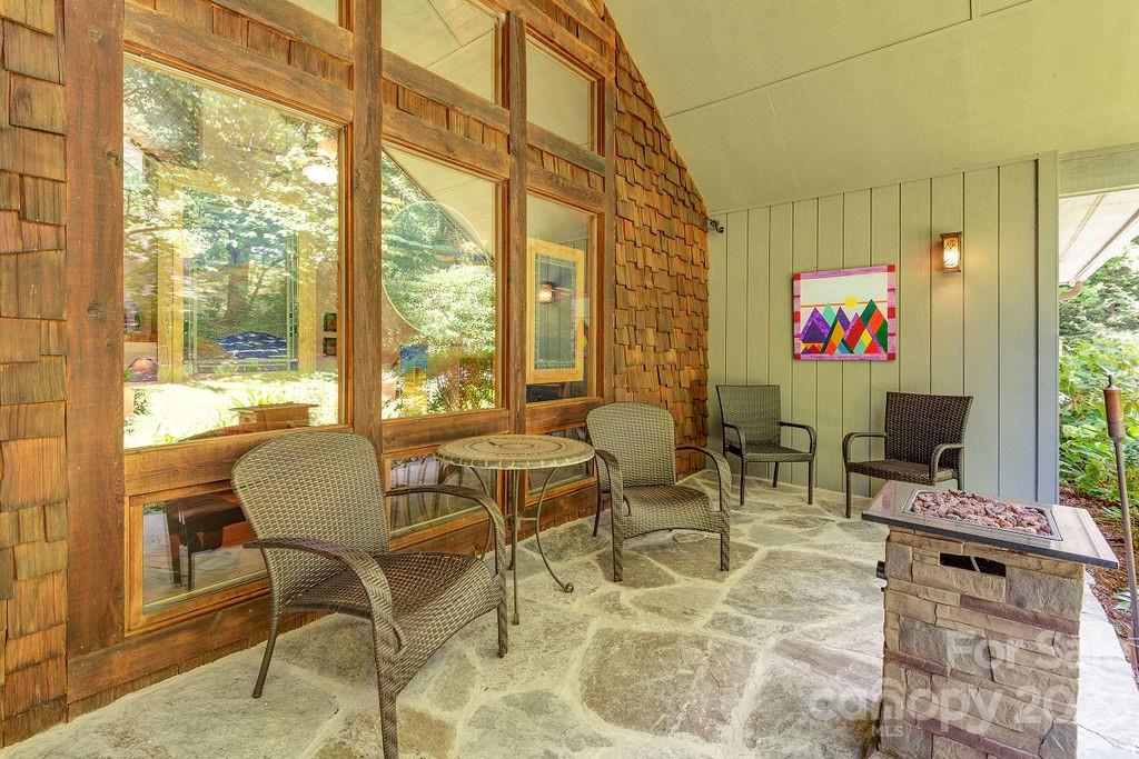 18 Brandywine Lane Asheville NC 28805