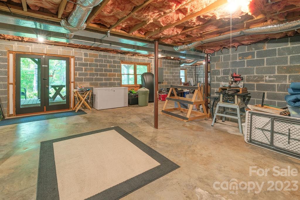 18 Brandywine Lane Asheville NC 28805