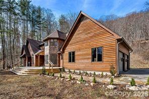 249 Starlin Mountain Road Bakersville NC 28705