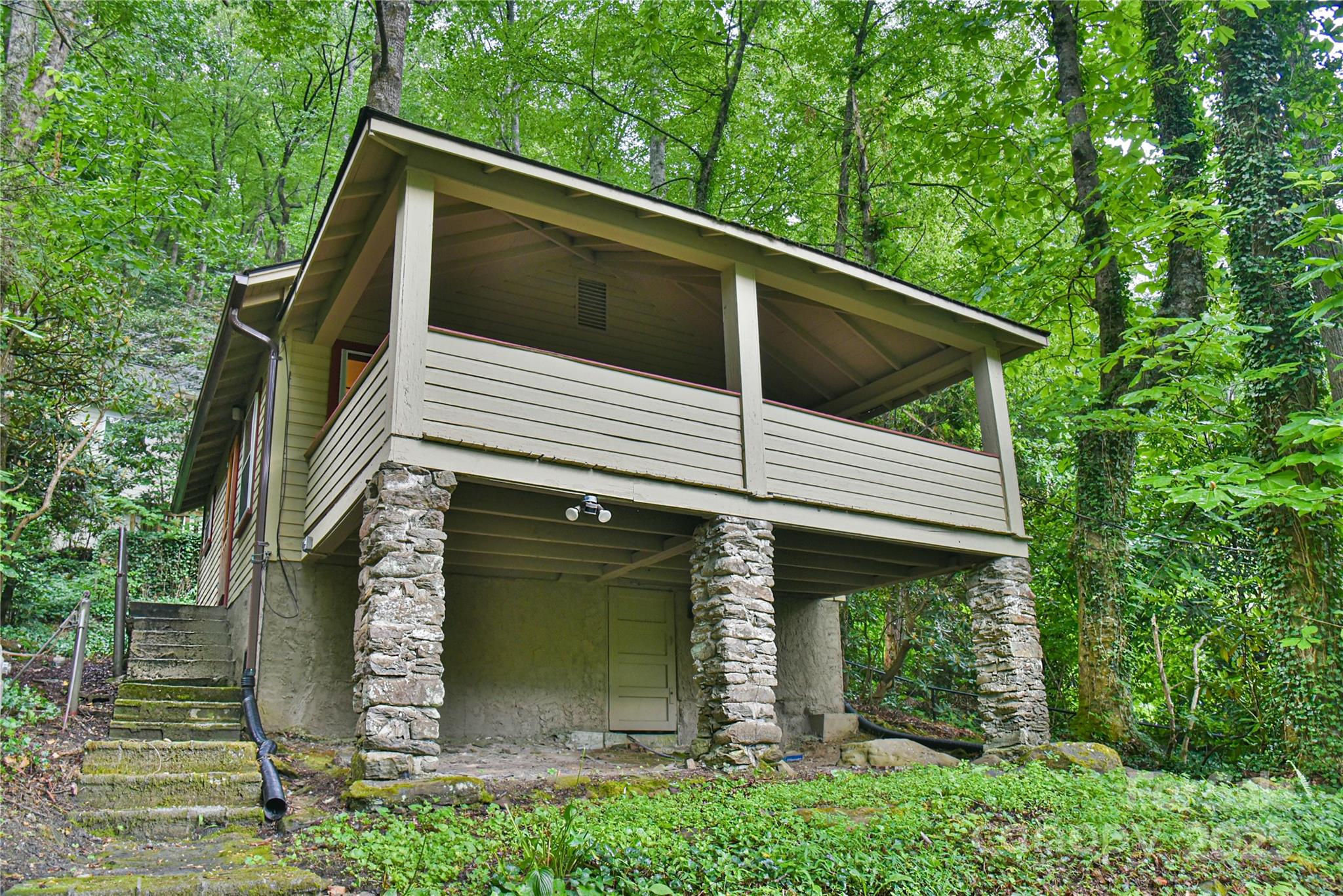328 Texas Road Montreat NC 28757