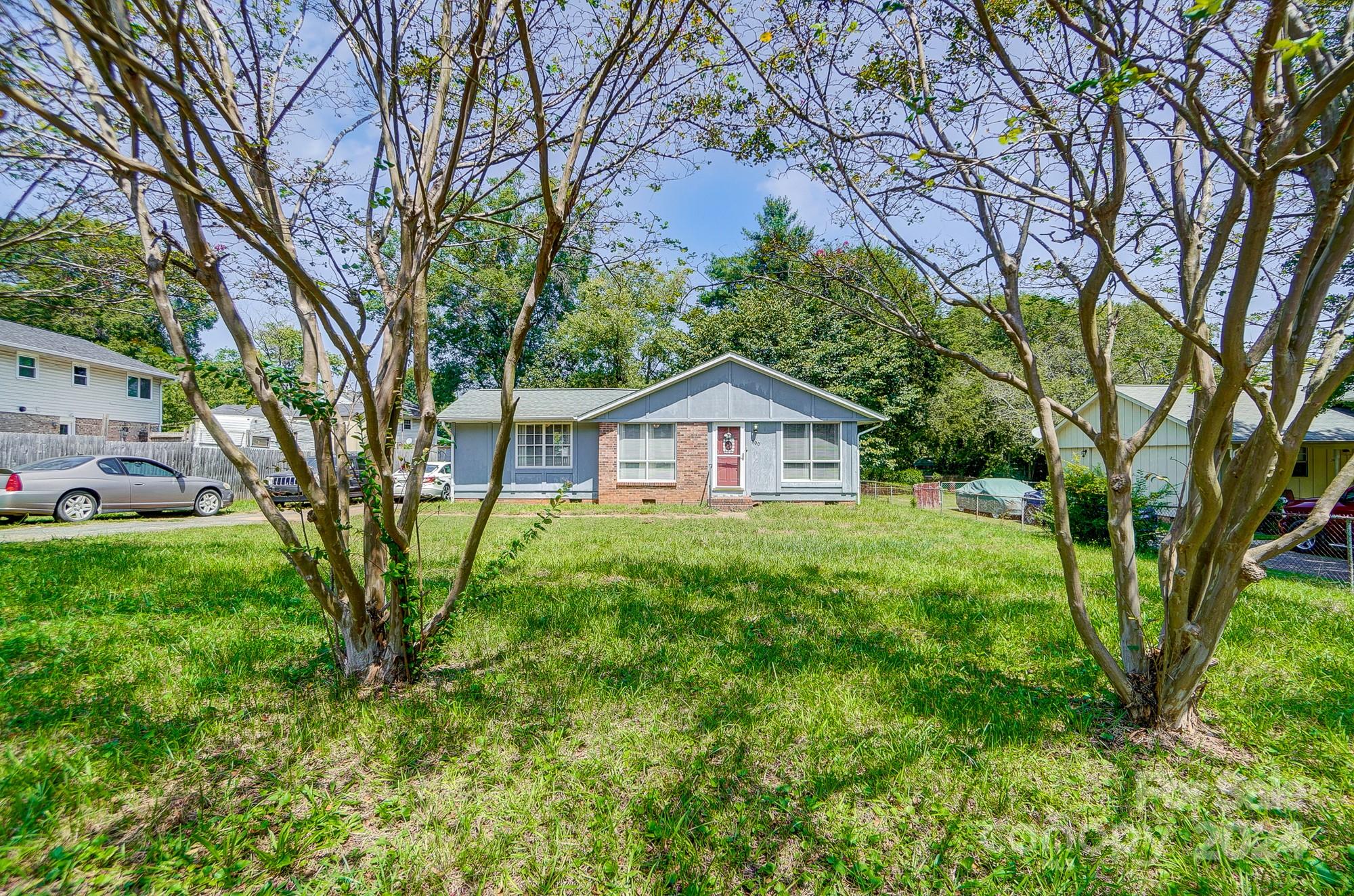300 King Henry Lane Gastonia NC 28056