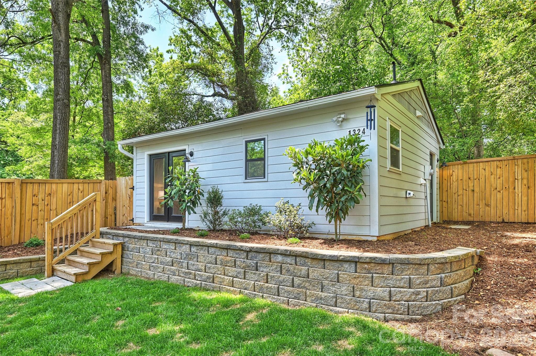 1320 Brook Road Charlotte NC 28205