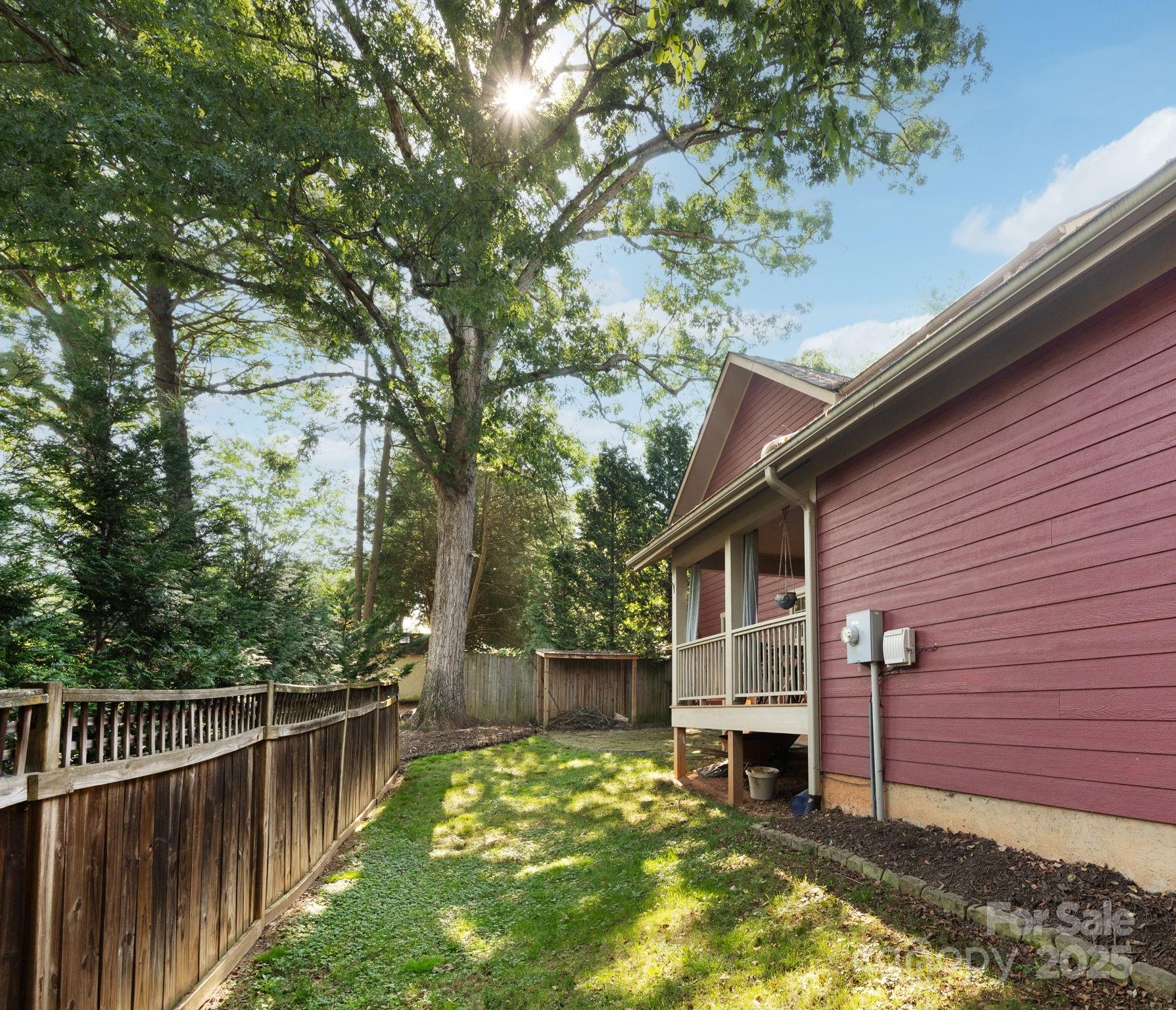 1 Buckingham Court Asheville NC 28803