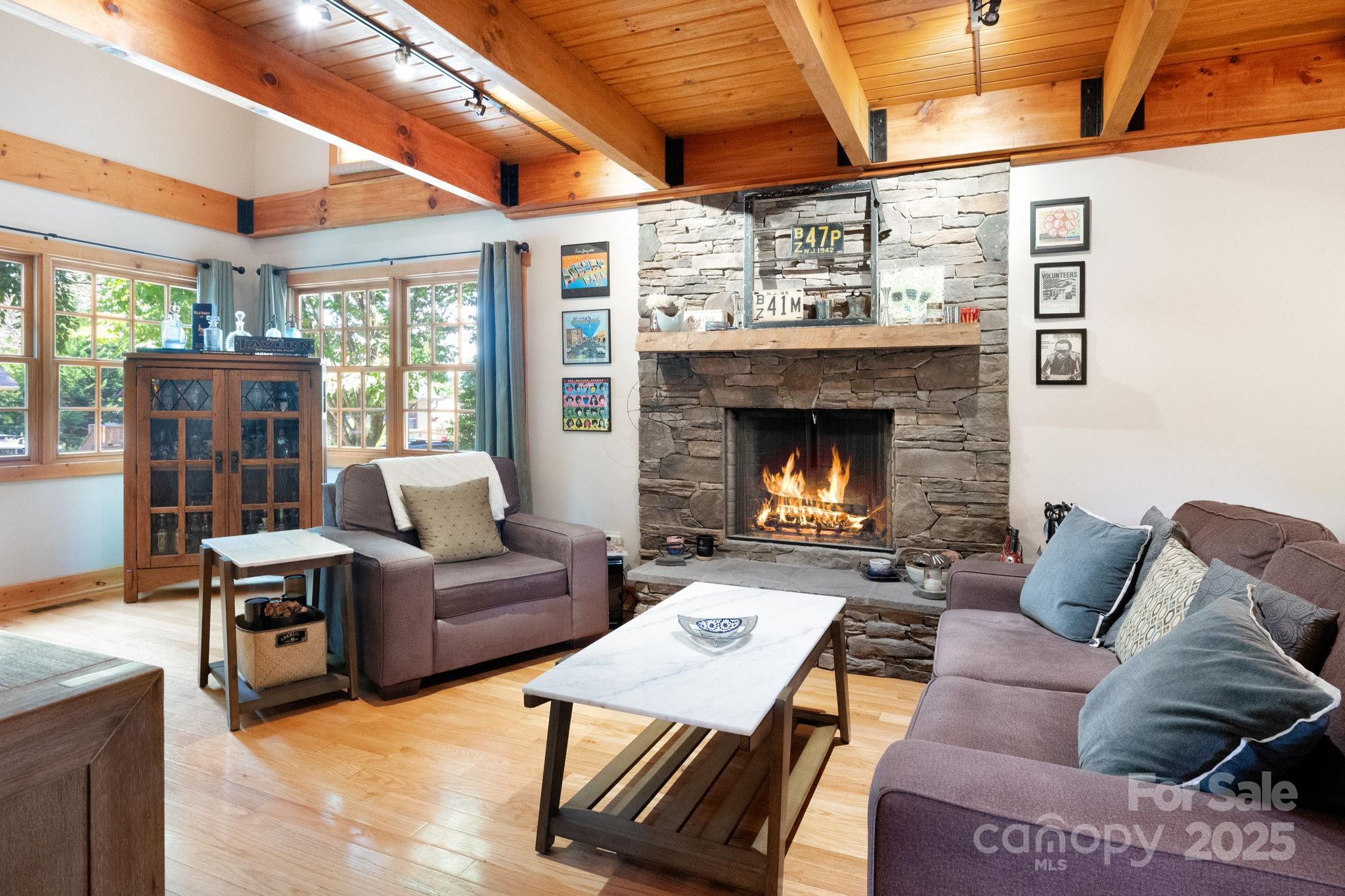 1 Buckingham Court Asheville NC 28803