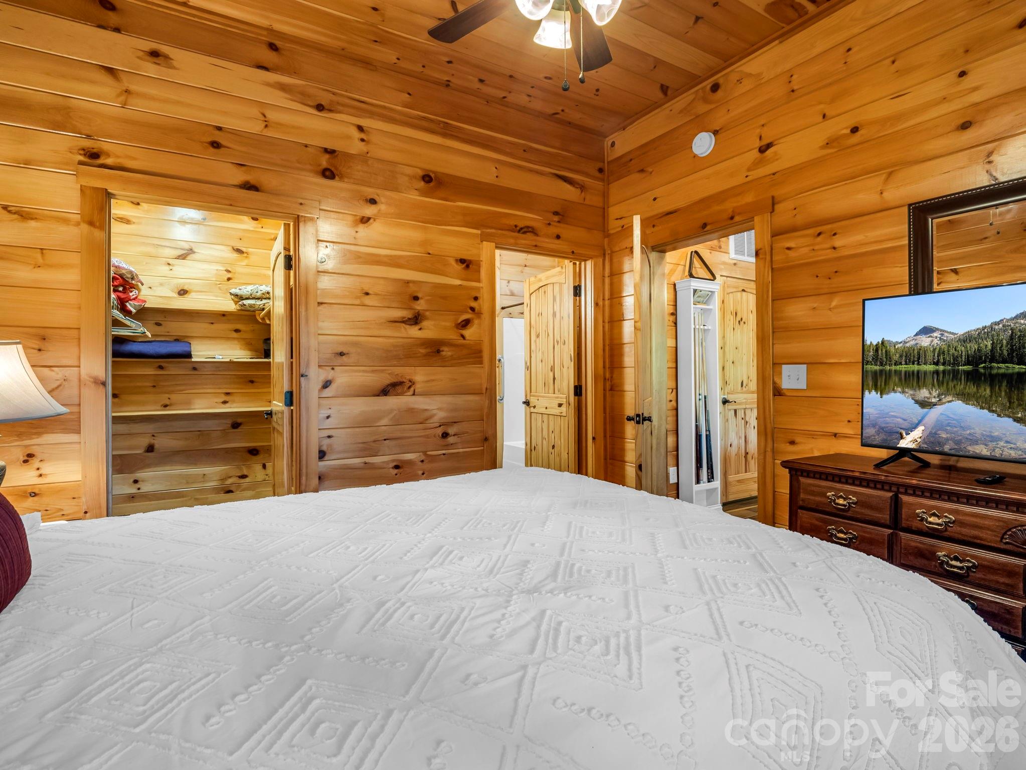1029 Rainbow Circle Lake Lure NC 28746