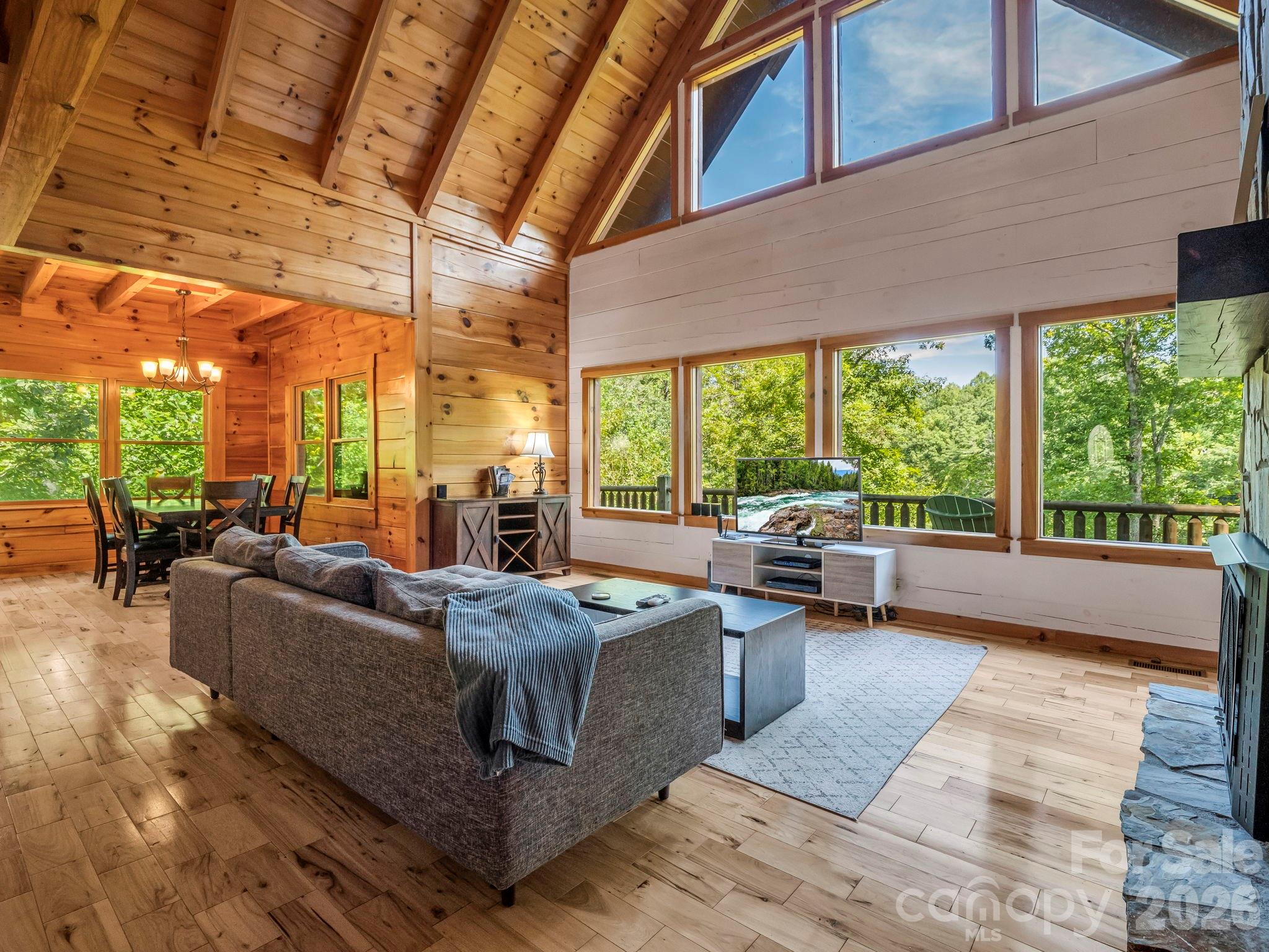 1029 Rainbow Circle Lake Lure NC 28746