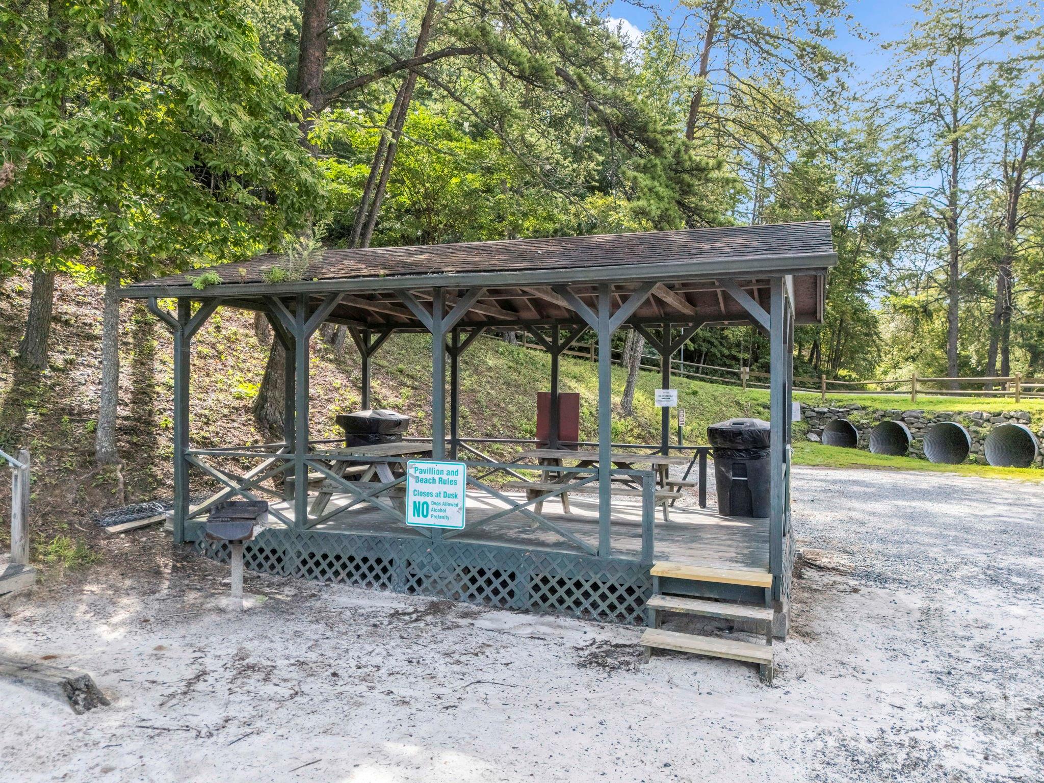 1029 Rainbow Circle Lake Lure NC 28746