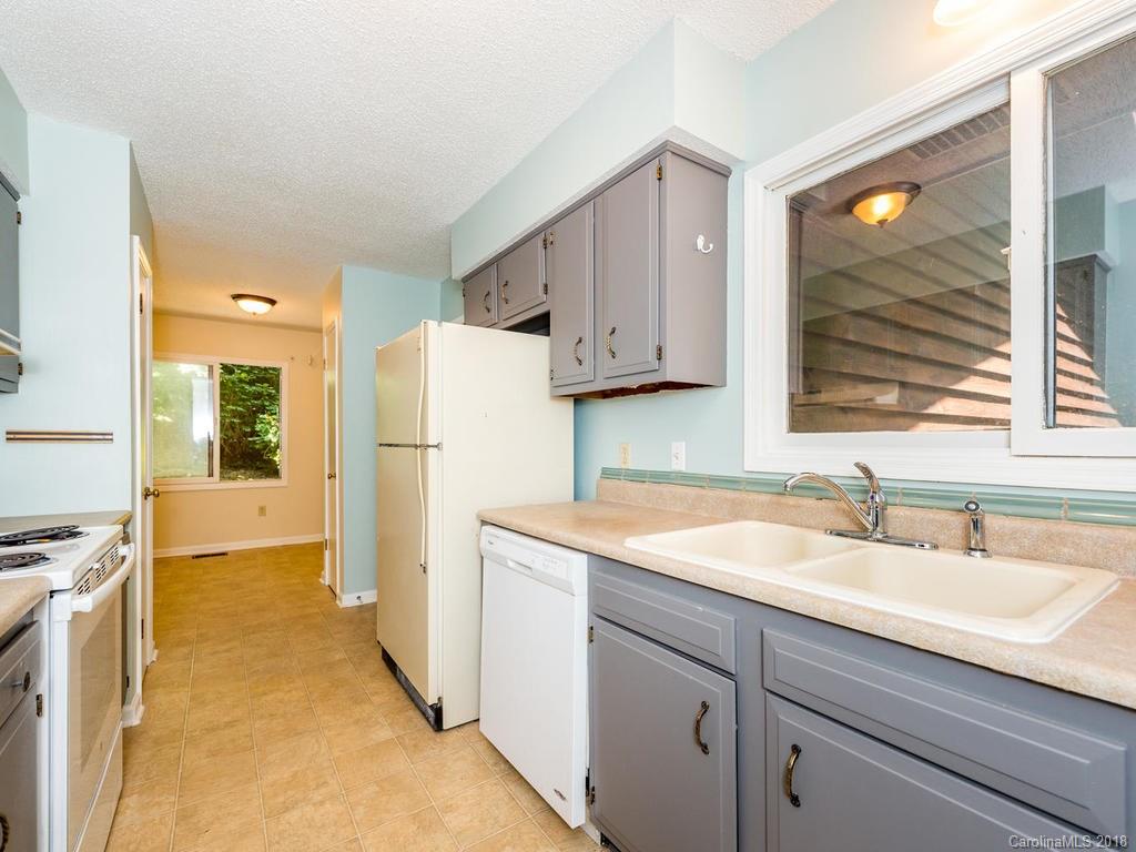 3 Muirfield Court Arden NC 28704