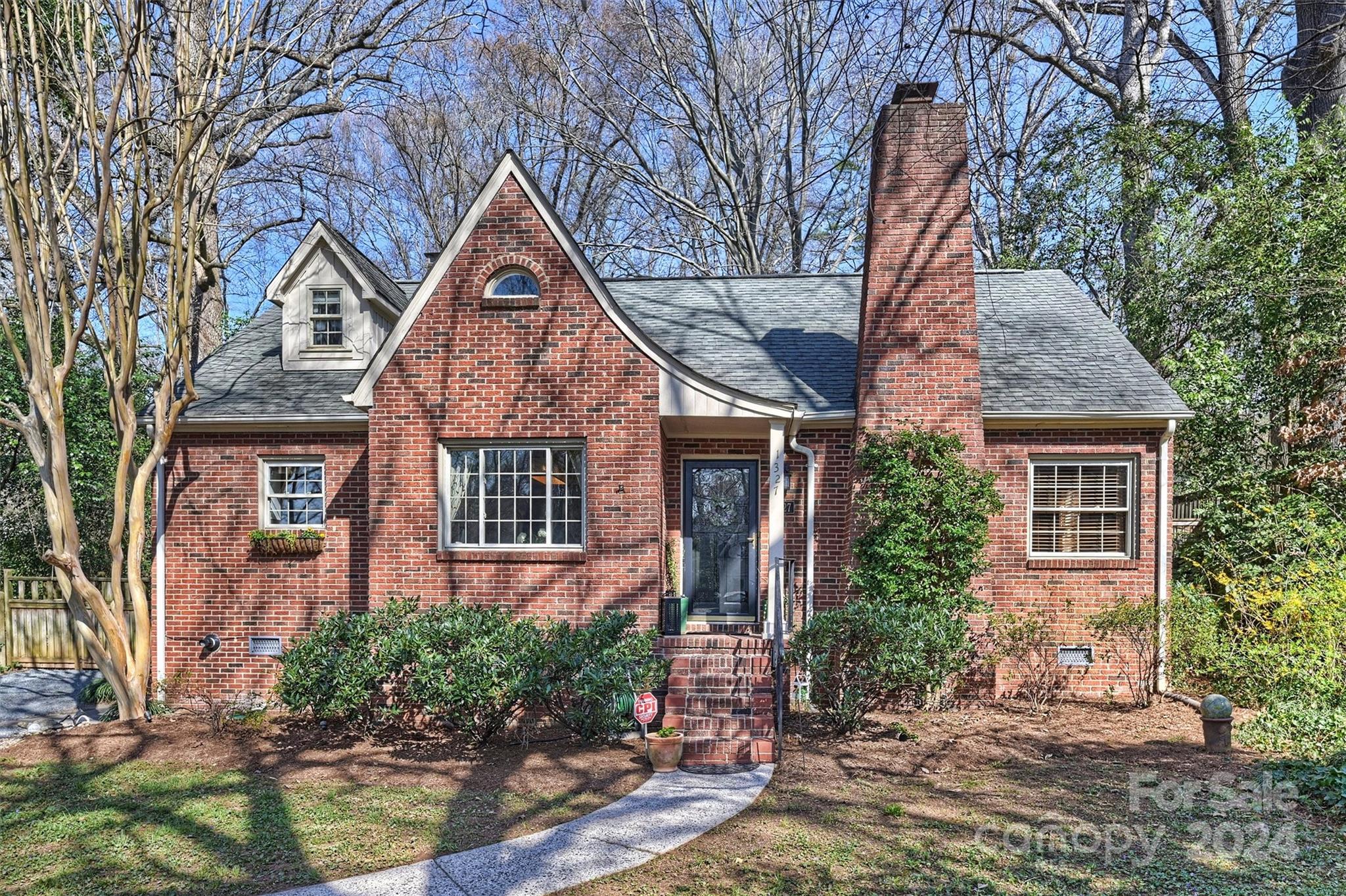 1327 Woodland Drive Charlotte NC 28205