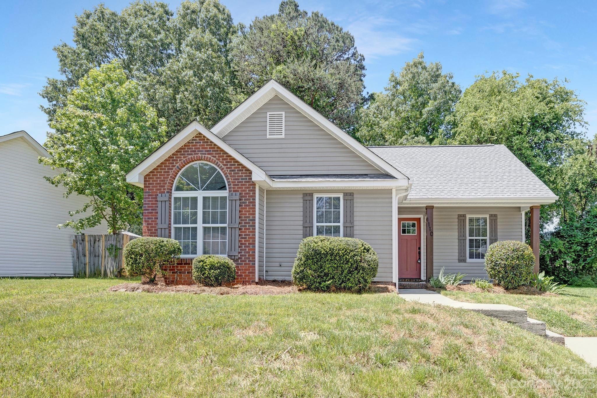1110 Summit Hills Drive Charlotte NC 28214