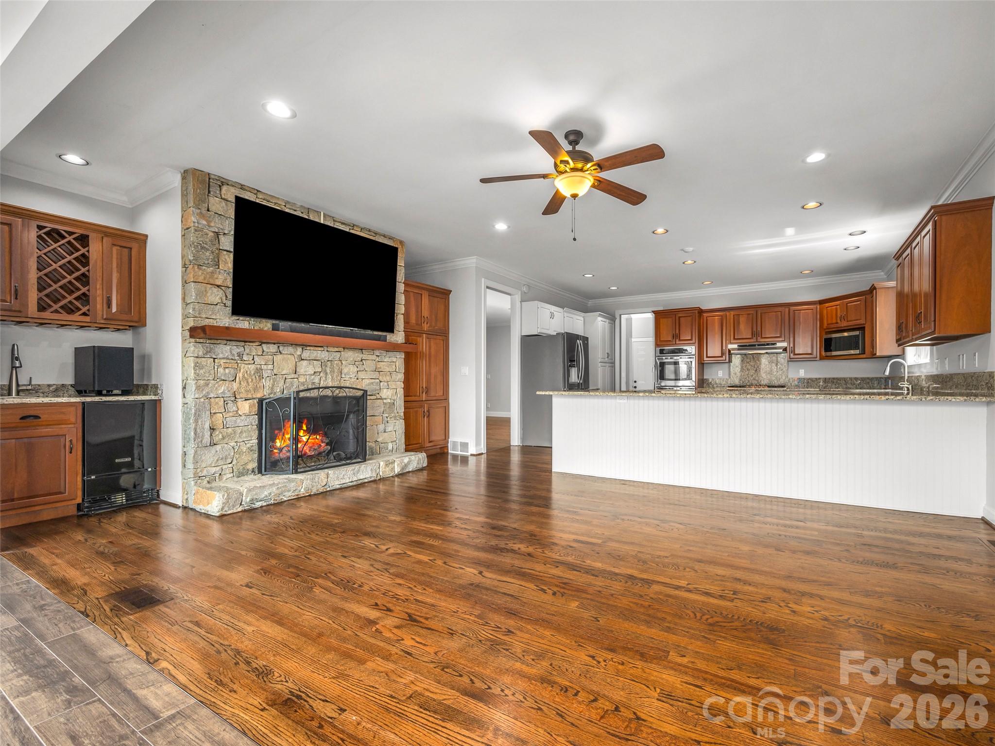 69 Old Hickory Trail Hendersonville NC 28739