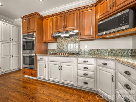 69 Old Hickory Trail Hendersonville NC 28739