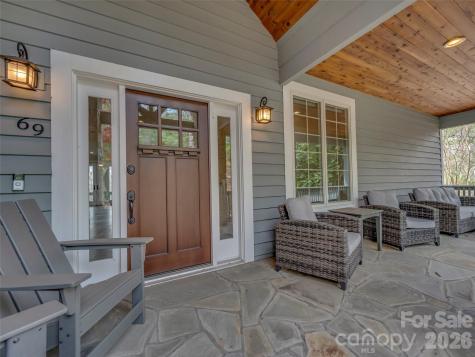 69 Old Hickory Trail Hendersonville NC 28739