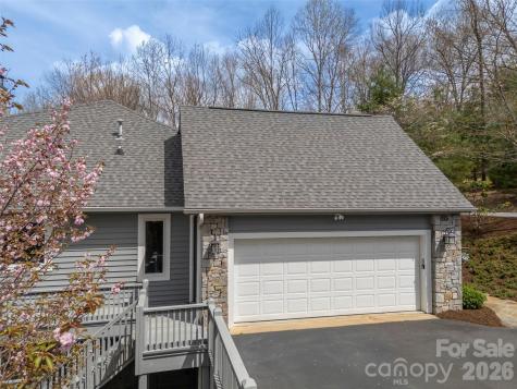 69 Old Hickory Trail Hendersonville NC 28739
