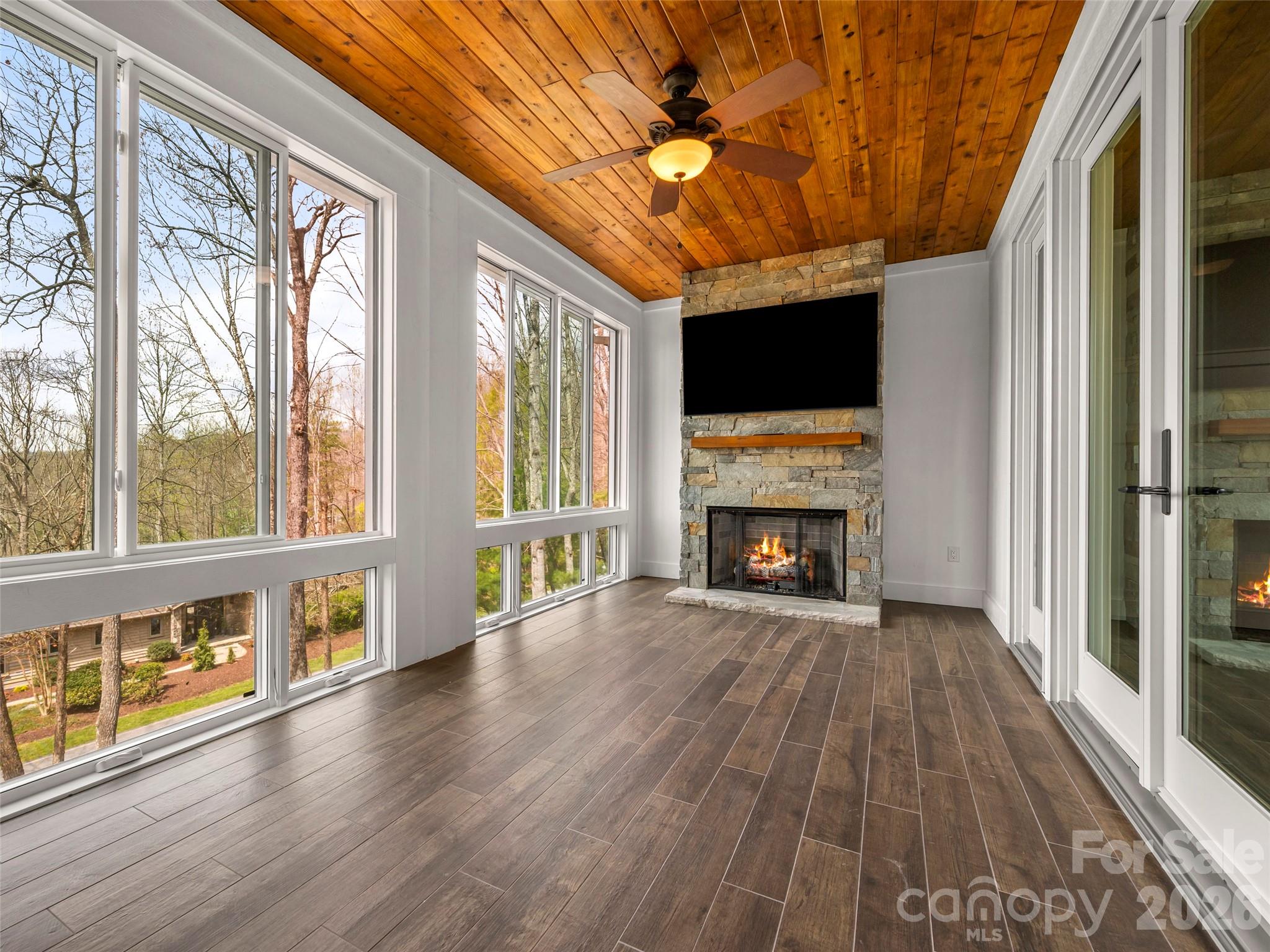 69 Old Hickory Trail Hendersonville NC 28739