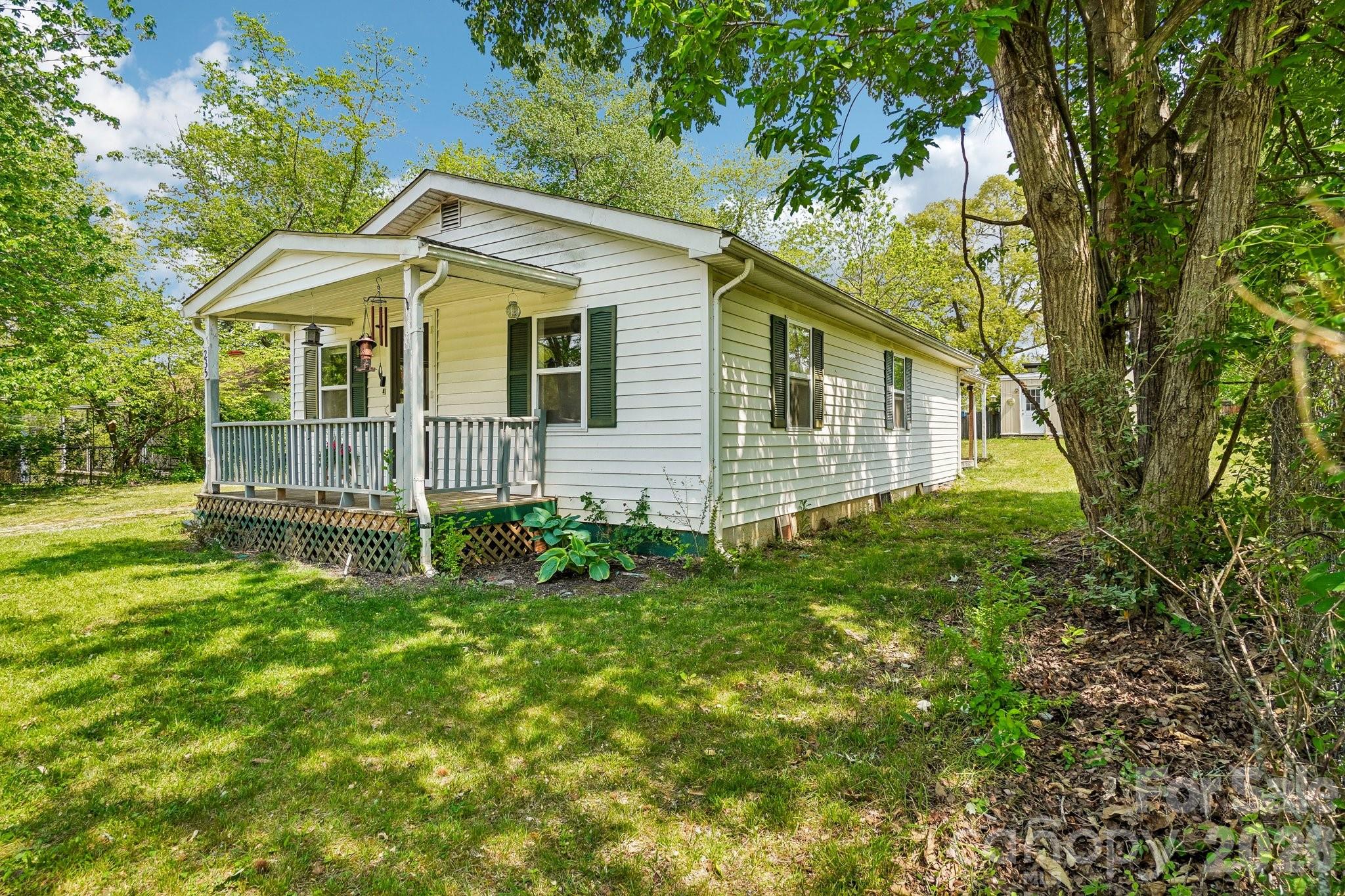 235 Gull Avenue East Flat Rock NC 28726