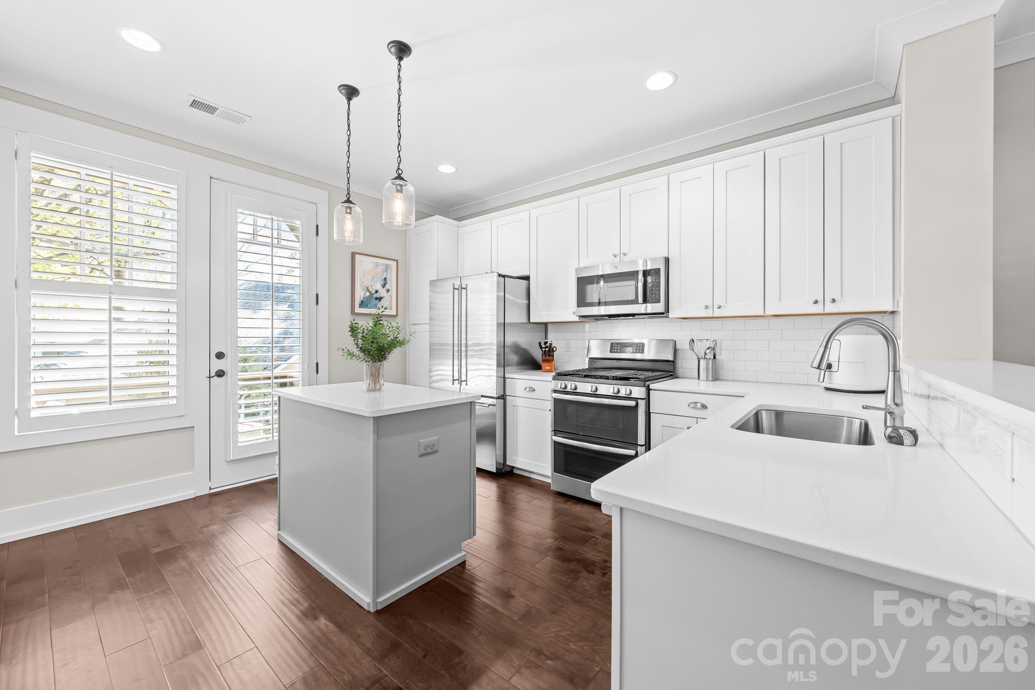 1636 Kenilworth Avenue Charlotte NC 28203