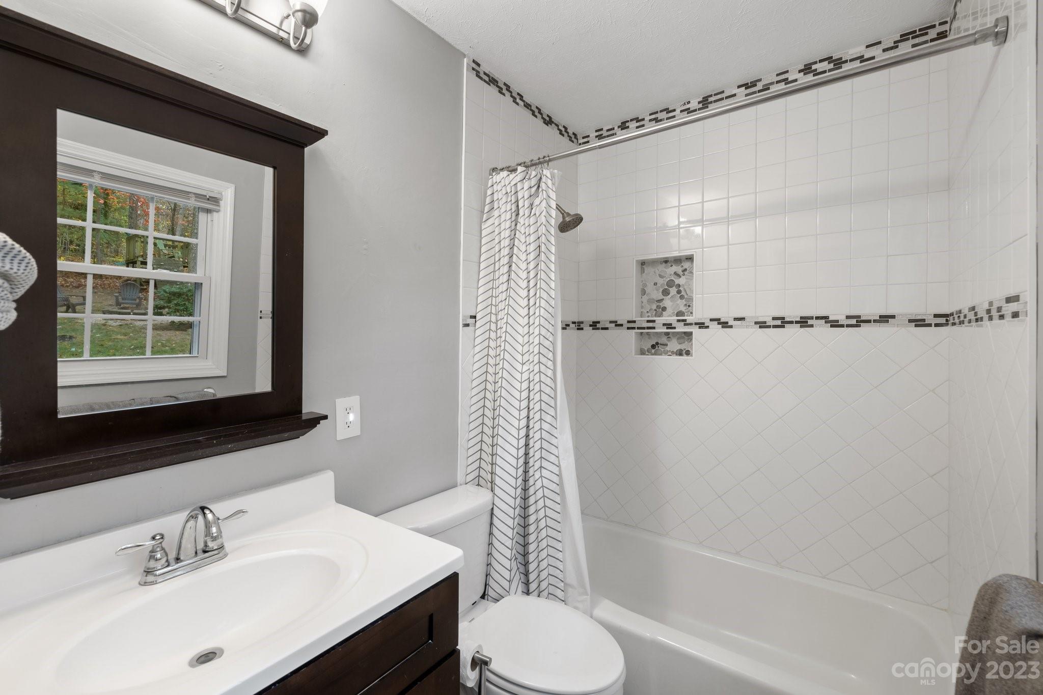 42 Springwood Drive Asheville NC 28805