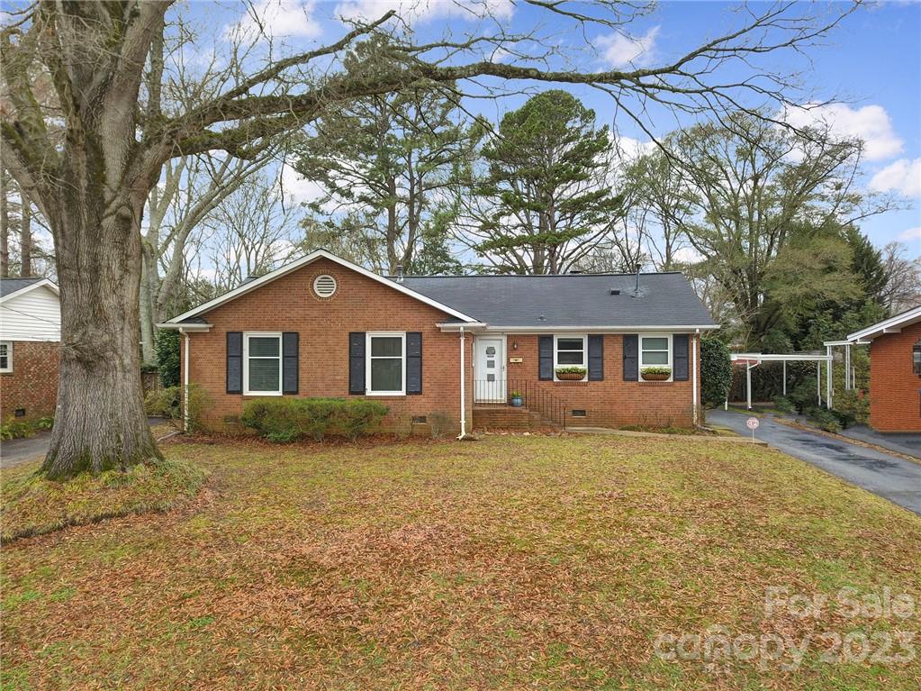 6814 Starcrest Drive Charlotte NC 28210
