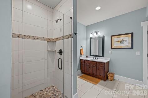 18 Oak Springs Drive Arden NC 28704