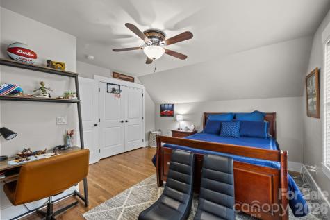 18 Oak Springs Drive Arden NC 28704