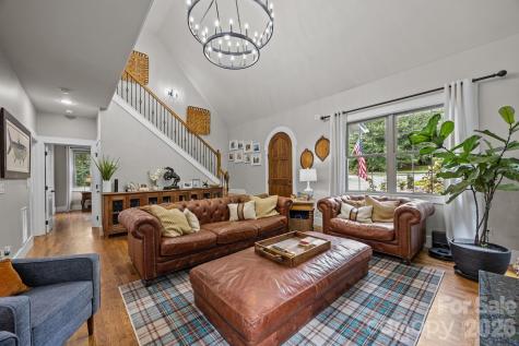 18 Oak Springs Drive Arden NC 28704